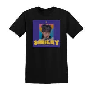 YENA -  Smiley Album Cover T-Shirt